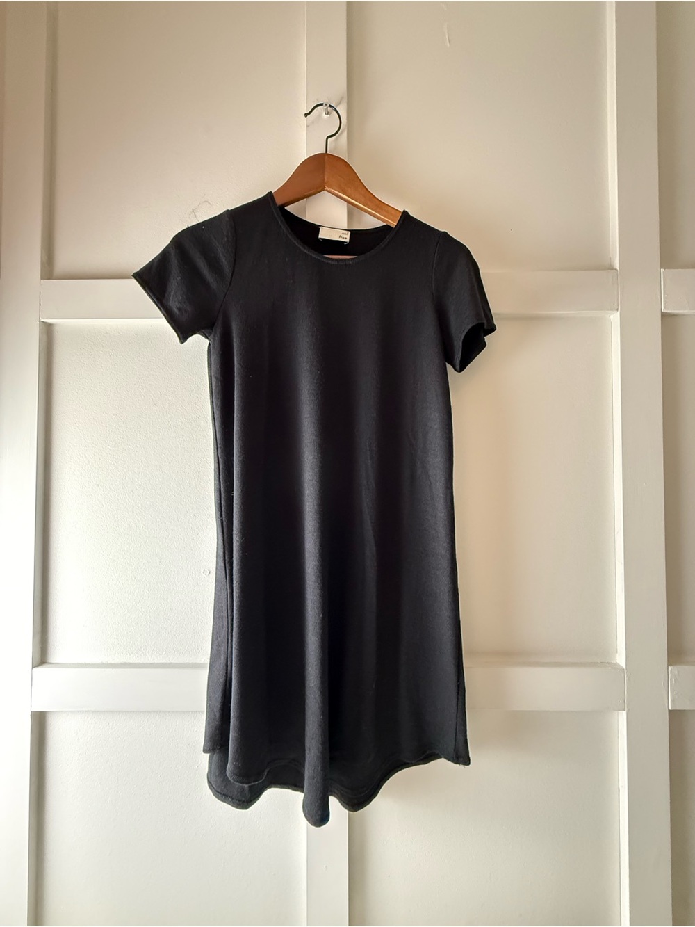 Wilfred Free Aritzia Black T-Shirt Dress – Size S